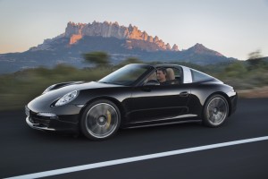 Outro modelo que vai aguçar o desejo dos consumidores é o Porsche 911 Targa 4S