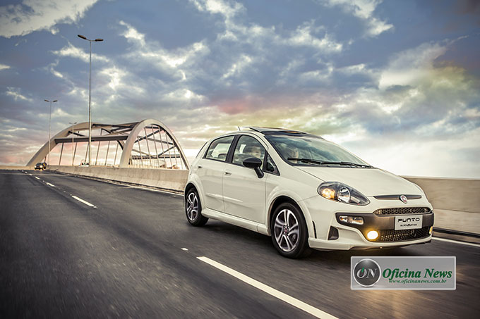 Fiat lança linhas 2016 do Punto e Linea visando conectividade