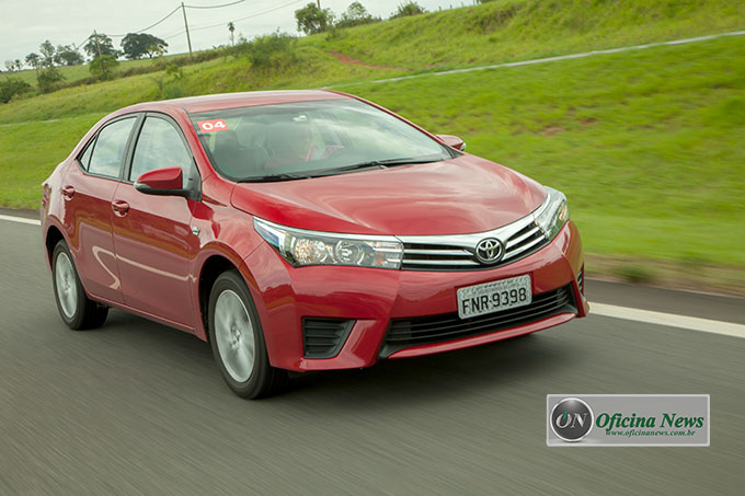 Toyota Corolla ganha nova versão Gli Upper na linha 2016