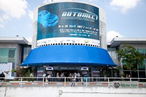 Imagem da entrada da Automec no Anhembi em 2013