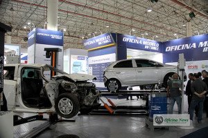 Oficina Modelo: tecnologia e know-how, com supervisão do Sindirepa