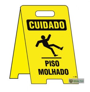 placa_dobravel_piso_molhado