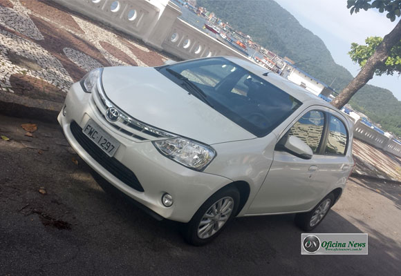 Toyota Etios: um compacto acertado na mecânica