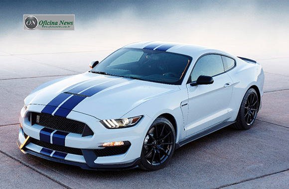 Ford Shelby apresenta indicador de troca de marchas