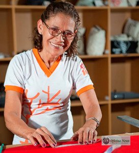 D. Iracema cooperada, presidente, exemplo