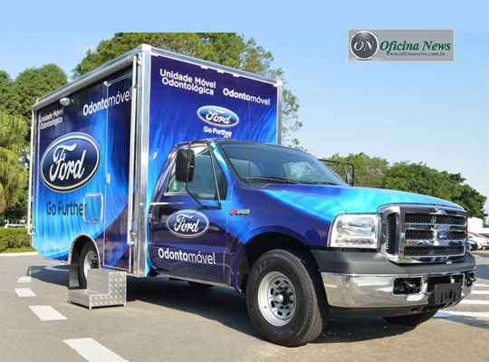 Odontomóvel da Ford atende crianças na cidade da Troller no Ceará