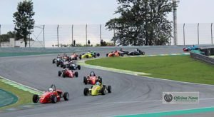 A F-1600, cria da F-Vê/Vee, usa motores Ford e mostra crescimento estável (Foto Edison Guerra Sr.)