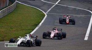 Massa não conseguiu manter-se à frente de advesários como Pérez e Magnussen (Williams/Glenn Dunbar)