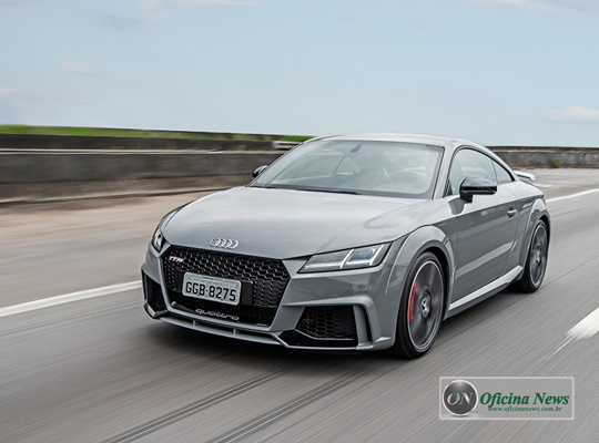 Novo esportivo Audi TT RS Coupé desembarca no Brasil