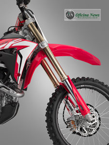 Linha CRF 2019 de motocicletas de competição chega ao Brasil