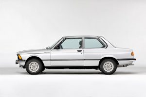 BMW comemora 45 anos da apresentação do modelo Série 3