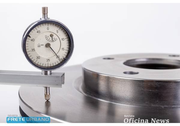 Principais causas de disco de freio empenado e como evitar vibrações