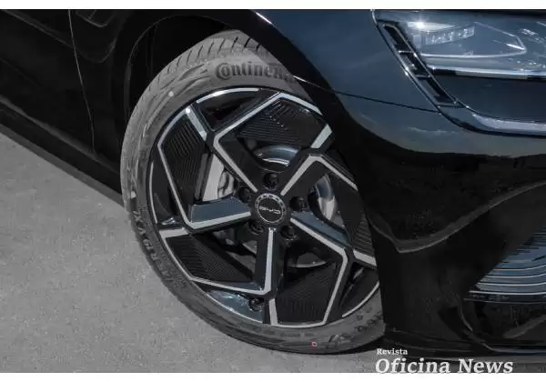 BYD SEAL: sport coupé 100% elétrico com muito torque e boa autonomia