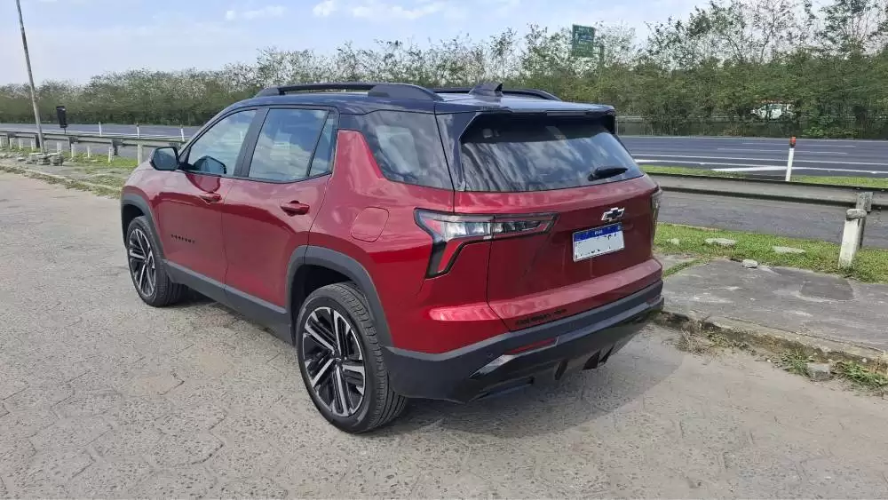 Chevrolet Equinox RS: motor turbo e novo câmbio de oito marchas